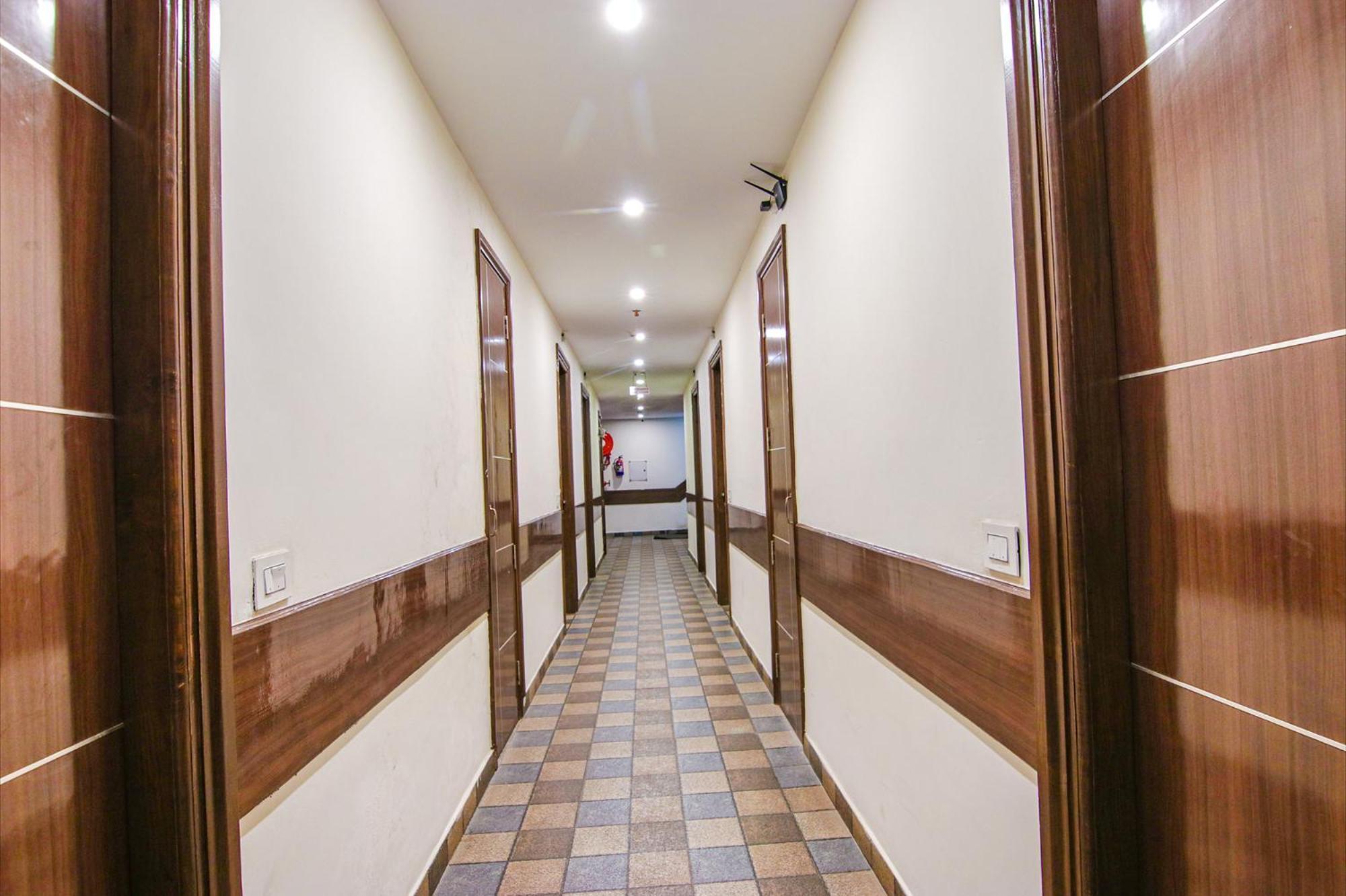 Fabhotel Lime Wood Mohali エクステリア 写真