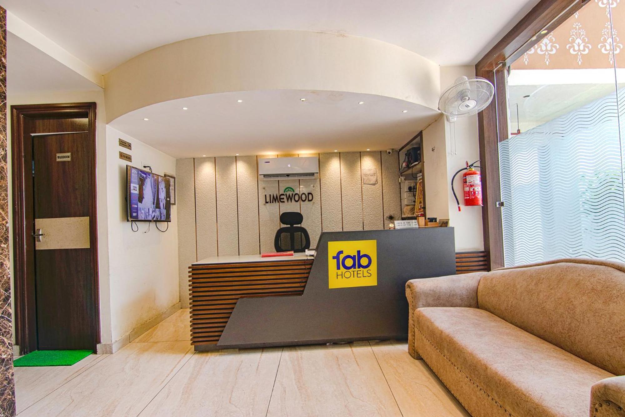 Fabhotel Lime Wood Mohali エクステリア 写真